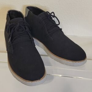 Women's Cliffs by White Mountain Black Suede Boots